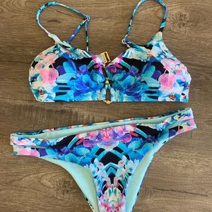 Blue Orchid’s w/Bar III